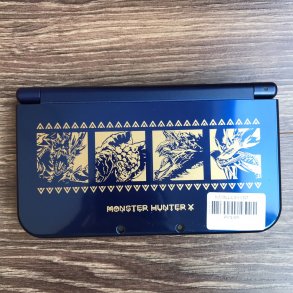 [Máy Nhật Cũ] Máy Chơi Game New Nintendo 3DS LL Monster Hunter CODE PVN385