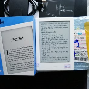 [Máy Nhật Cũ] Máy Đọc Sách Kindle Basic 3 8th Full Box Code 71721