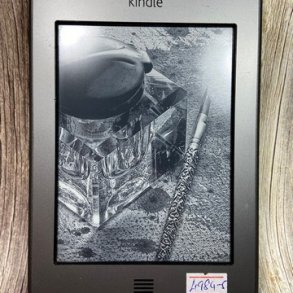 [Máy Cũ] Máy Đọc Sách Kindle Touch code 4804-5